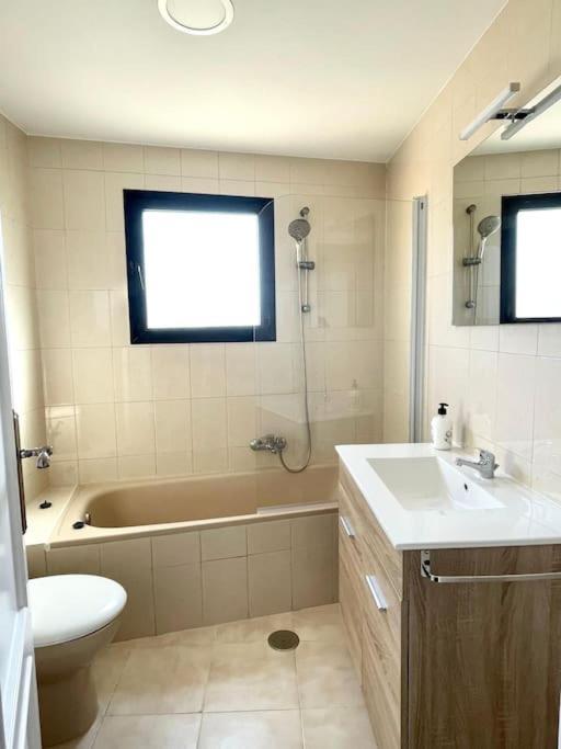 Beautiful & Sunny Apartment Малага Екстериор снимка