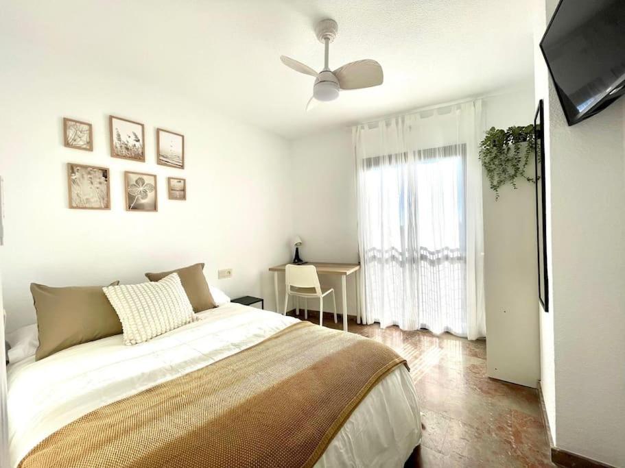 Beautiful & Sunny Apartment Малага Екстериор снимка