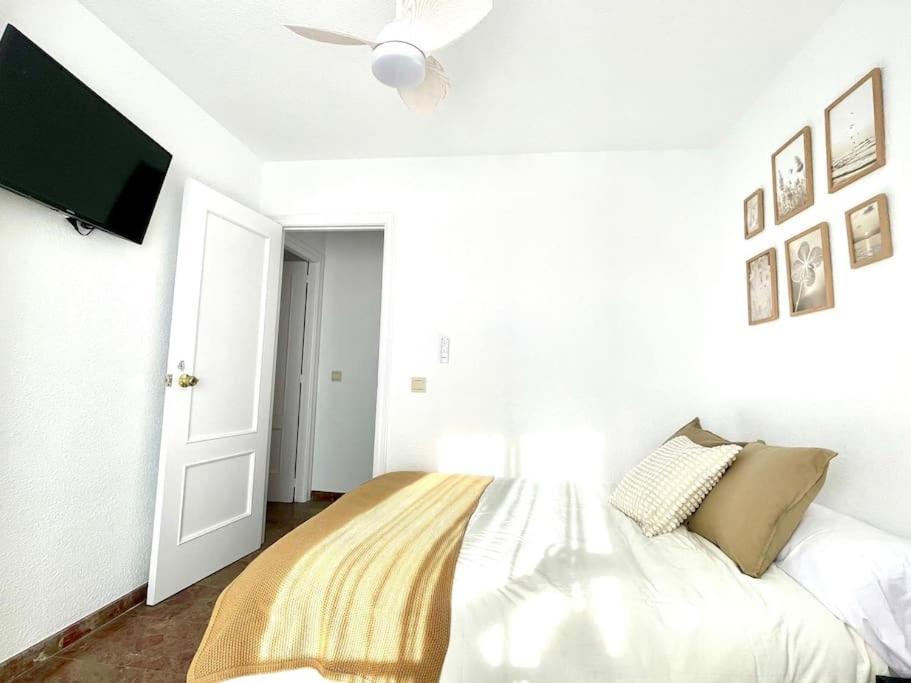 Beautiful & Sunny Apartment Малага Екстериор снимка
