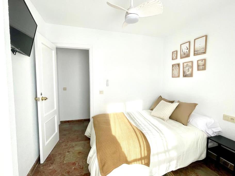 Beautiful & Sunny Apartment Малага Екстериор снимка