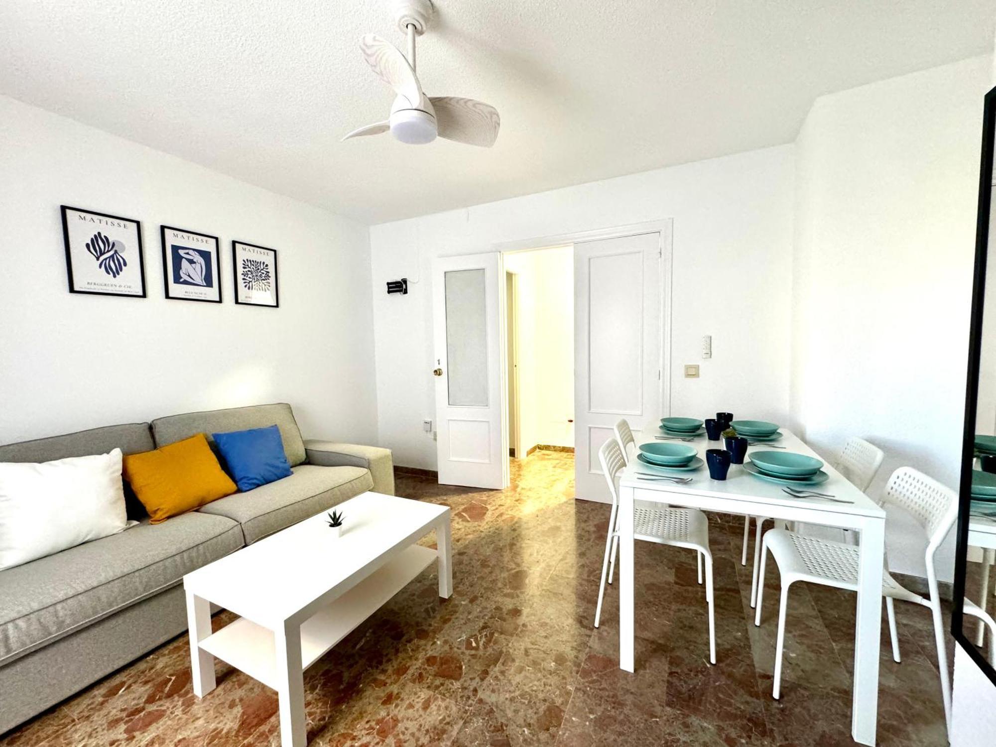 Beautiful & Sunny Apartment Малага Екстериор снимка