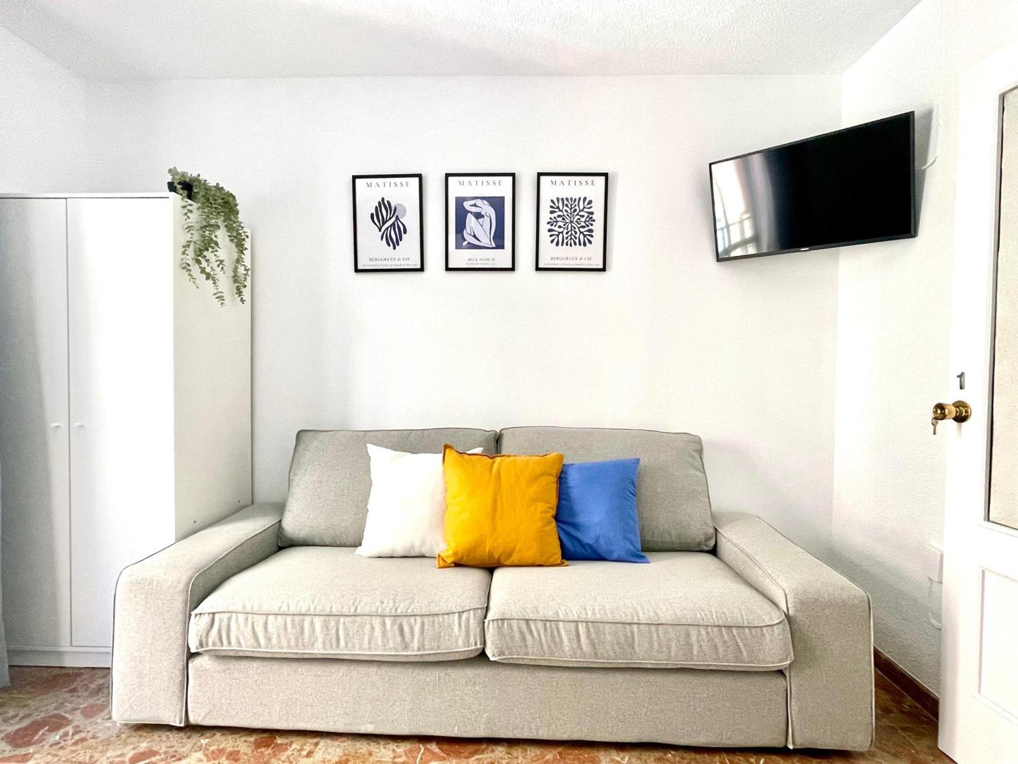 Beautiful & Sunny Apartment Малага Екстериор снимка